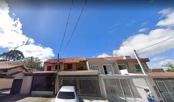 Condomínio Conjunto Residêncial Maria Claudia em Curitiba