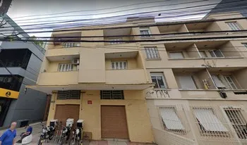 Condomínio Conjunto Residêncial Piratini em Porto Alegre