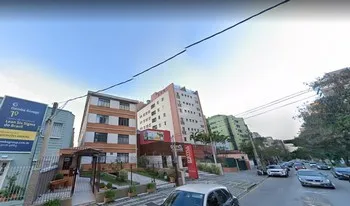 Condomínio Conjunto Residencial Silva Jardim em Curitiba