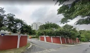 Condomínio Conjunto Residêncial Village Bahamas em São Paulo