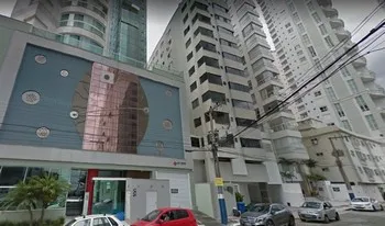 Condomínio Do Conj Residêncial Esmeralda em Balneário Camboriú