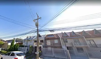Condomínio Do Conjunto Residêncial Cajuru Village em Curitiba