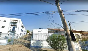 Condomínio Do Conjunto Residêncial Leonor Gomes em Rio De Janeiro