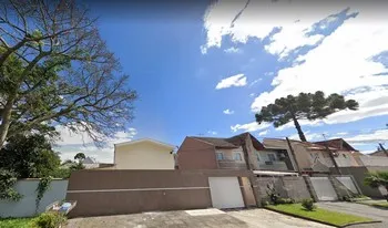 Condomínio Do Conjunto Residêncial Vila Oasis em Curitiba
