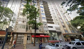 Condomínio Do Edif Moderno Marques De Abrantes E M R S em Rio De Janeiro