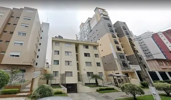 Condomínio Do Edifício Arthur Bettes em Curitiba