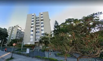Condomínio Do Edifício Bandeirante Marcos De Azevedo em Rio De Janeiro