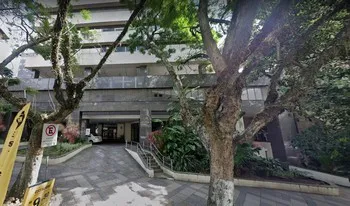 Condomínio Do Edifício Centro Empresarial La D' Efense em Porto Alegre