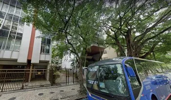 Condomínio Do Edifício Condado De Vila Verde em Rio De Janeiro