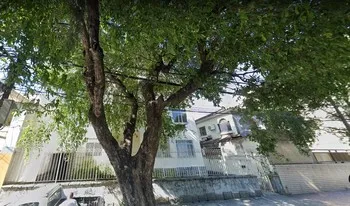 Condomínio Do Edifício Da Rua Alexandre Calaza em Rio De Janeiro