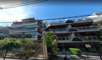 Condomínio Do Edifício Dr Arlindo Moyses Zaragoza em Rio De Janeiro