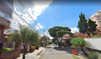 Condomínio Do Edifício Edilene Aparecida Menezes em Belo Horizonte