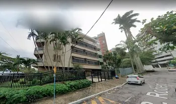 Imagem do Condomínio Do Edifício Ermelinda Dos Santos em Niteroi