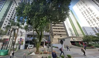Condomínio Do Edifício Flavio Suplicy De Lacerda em Curitiba