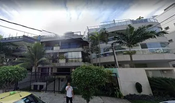Condomínio Do Edifício J. R. Neto em Rio De Janeiro