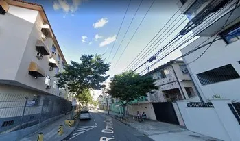 Condomínio Do Edifício José Ortiz em Rio De Janeiro