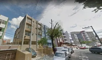 Condomínio Do Edifício Lago Azul em Salvador