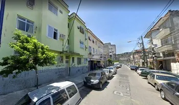 Condomínio Do Edifício Laura De Araujo em Rio De Janeiro