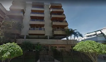 Imagem do Condomínio Do Edifício Lucinda em Cabo Frio