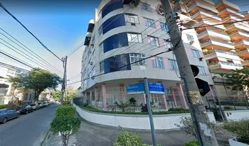 Condomínio Do Edifício Mont Serrat X em Rio De Janeiro
