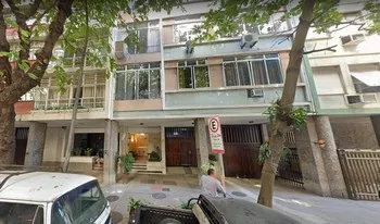 Condomínio Do Edifício Nobre De évora em Rio De Janeiro