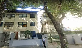Condomínio Do Edifício Pequeno Solar em Rio De Janeiro