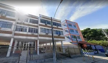 Condomínio Do Edifício Praia Da Bica em Rio De Janeiro