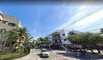 Condomínio Do Edifício Residêncial Carolina em Rio De Janeiro