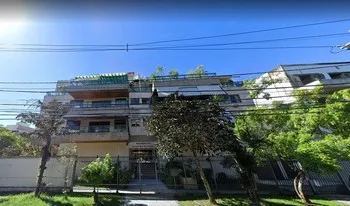 Condomínio Do Edifício Residêncial Dulcinea Oliveira em Rio De Janeiro