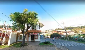 Imagem do Condomínio Do Edifício Residêncial E Comercial Do Cedro em Gramado