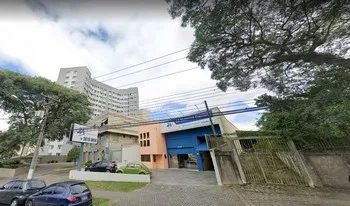 Condomínio Do Edifício Residêncial E Comercial Larisse em Curitiba