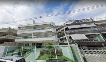 Condomínio Do Edifício Residêncial Nias em Rio De Janeiro