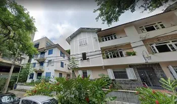 Condomínio Do Edifício Residêncial Praça Dos Jacarandás em Rio De Janeiro