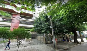 Condomínio Do Edifício Residêncial Yuri em Rio De Janeiro