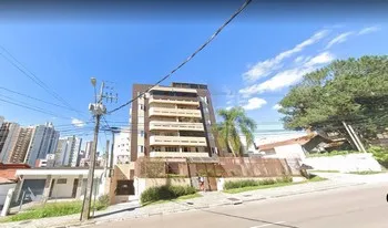 Condomínio Do Edifício Santa Clara em Curitiba