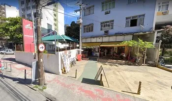 Condomínio Do Edifício Senador Hamilton Nogueira em Rio De Janeiro