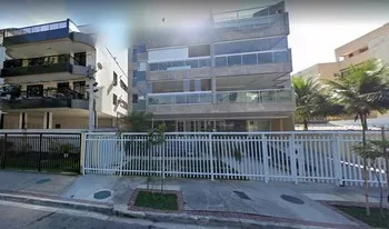 Condomínio Do Edifício Sombra Das Amendoeiras em Rio De Janeiro