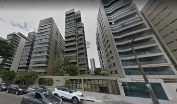 Imagem do Condomínio Do Edifício Vicente L Menezes em Recife