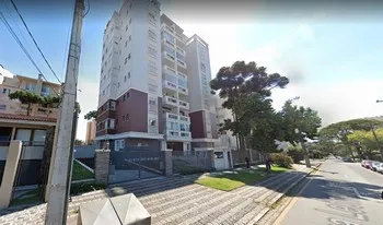 Condomínio Do Edifício Vila De Valença em Curitiba