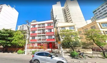 Imagem do Condomínio Do Edifício Vinte De Janeiro em Niteroi