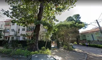 Condomínio Dos Pássaros em Rio De Janeiro