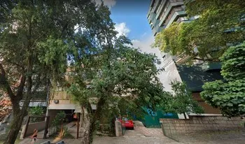 Condomínio E Edifício Cortina Dampezzo em Porto Alegre