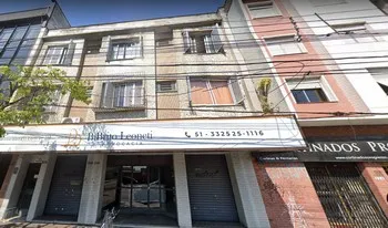 Condomínio E Edifício Montenegro em Porto Alegre