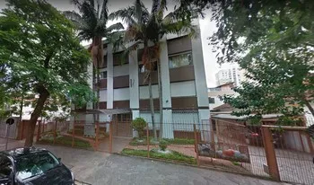 Condomínio Ed Adolfo em Porto Alegre