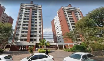 Condomínio Ed. Solarium Residence em Porto Alegre