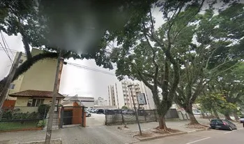 Condomínio A M 5 em Curitiba