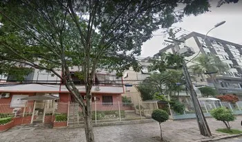 Condomínio Adão Baino em Porto Alegre