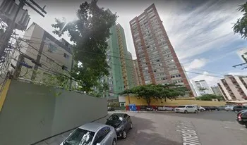 Condomínio Alameda Da Pituba em Salvador