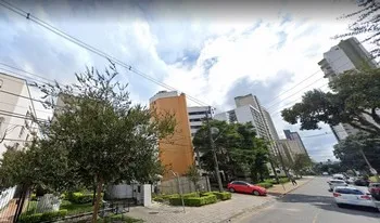 Condomínio Albany em Curitiba
