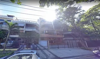 Condomínio Alcobaça em Rio De Janeiro